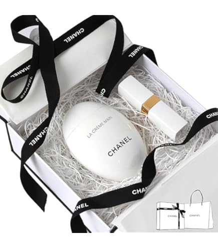 Amazon.co.jp: CHANEL シャネル エッセンシャル セット 2023 ホリデー