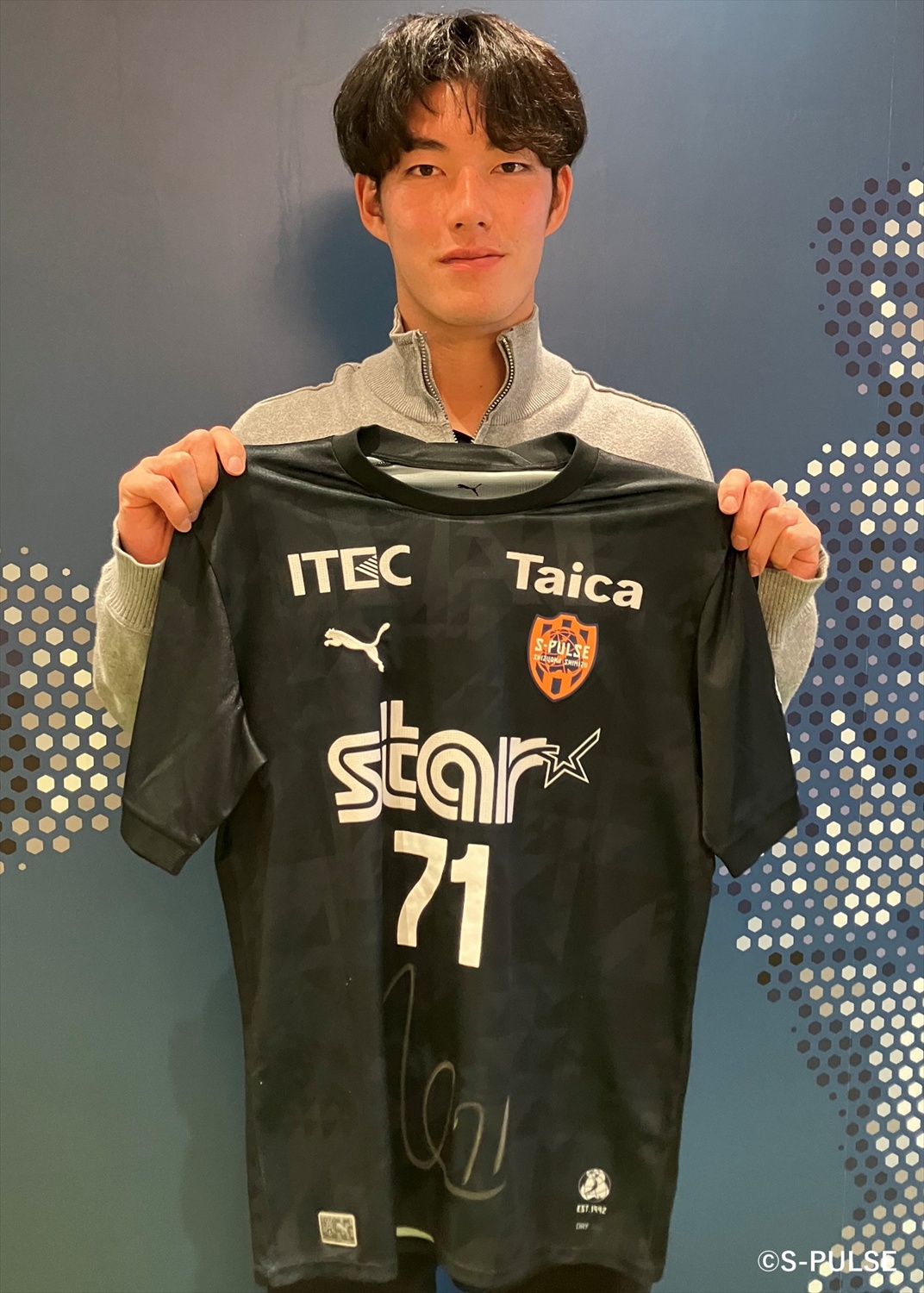 HATTRICK（ハットトリック）-挑戦者の想いをファンへ届ける公式