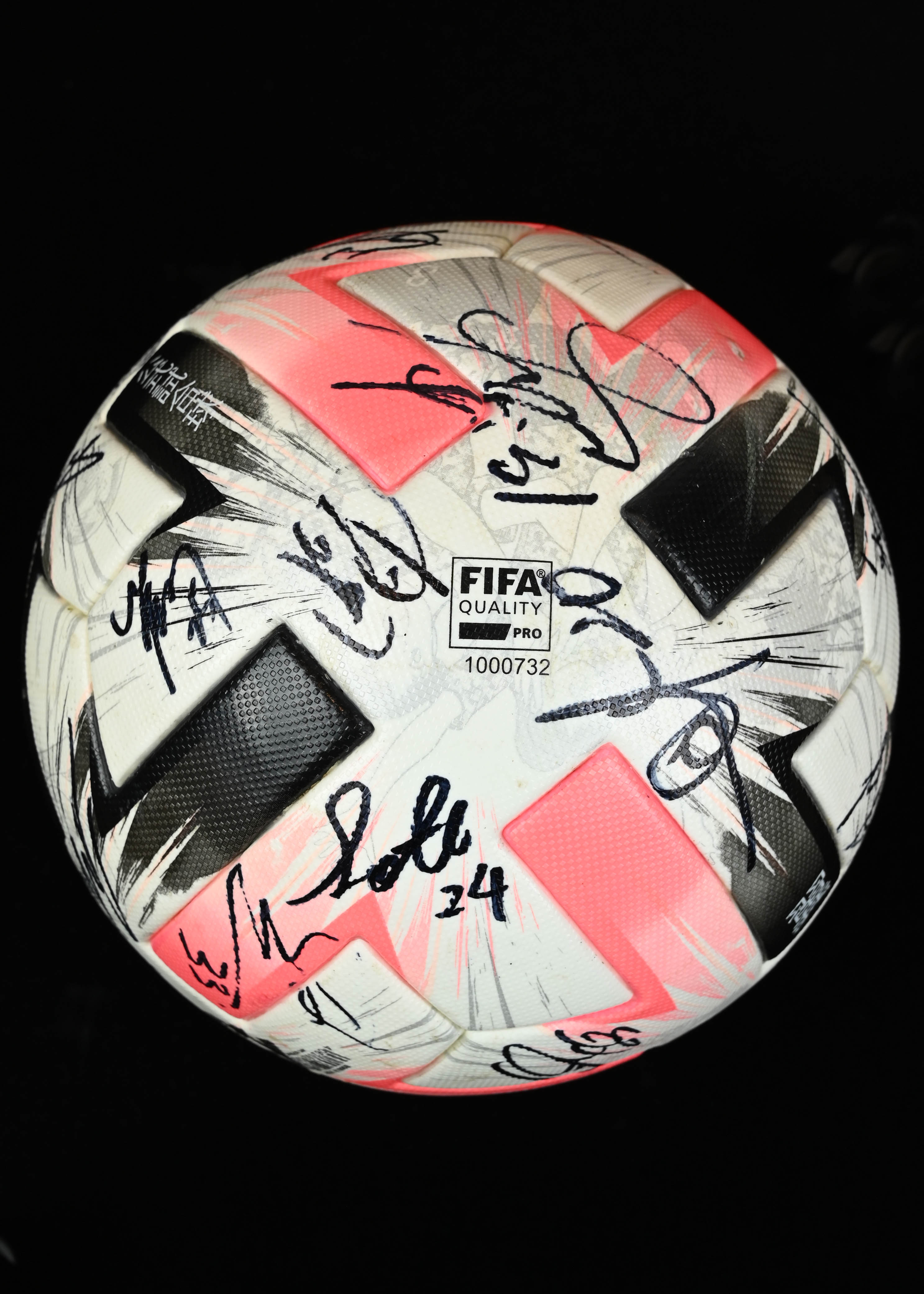 HATTRICK（ハットトリック）-選手の想いをファンへ届ける公式