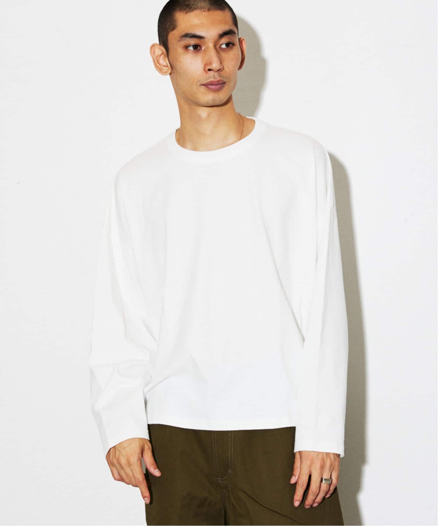ルーズフィット クロップド ロンT / 短丈（Tシャツ／カットソー