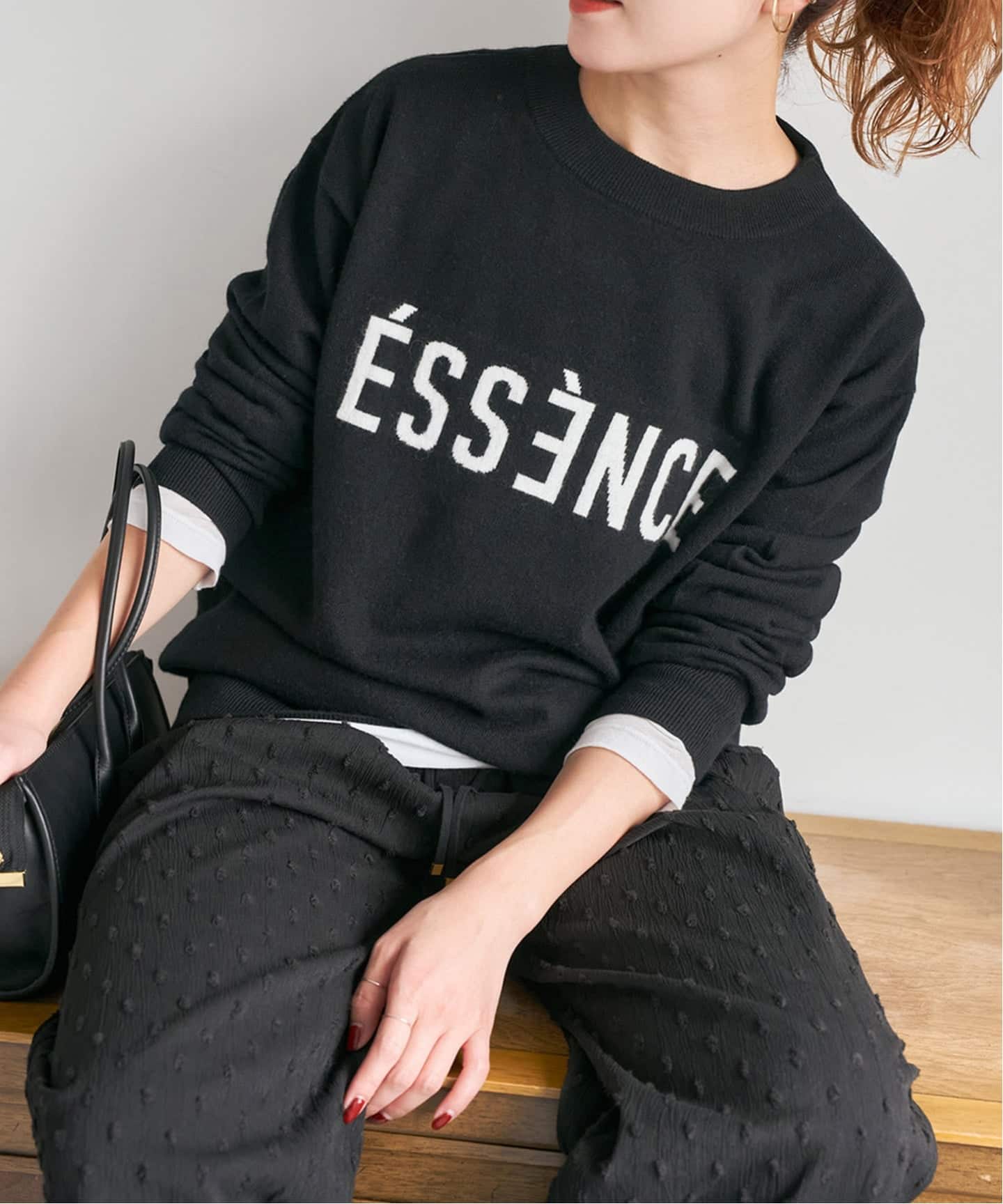 WEB限定 / 追加》ESSENCEロゴニット（ニット／セーター）｜Spick and