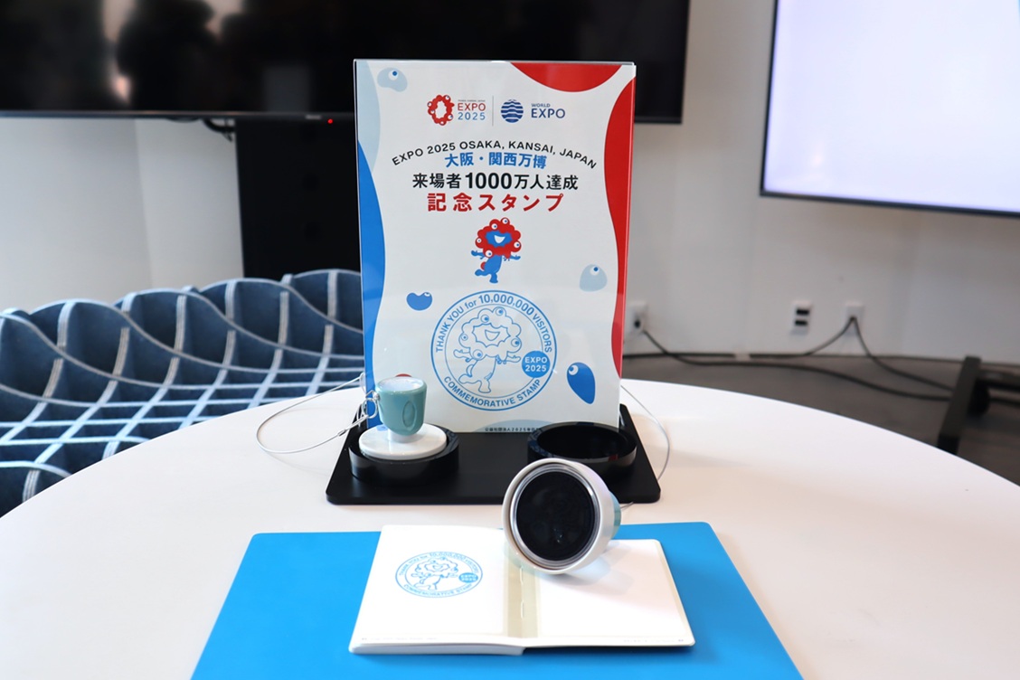 スタンプ コンプリート R7.7.7記念押印、1000万人達成 記念 万博切手