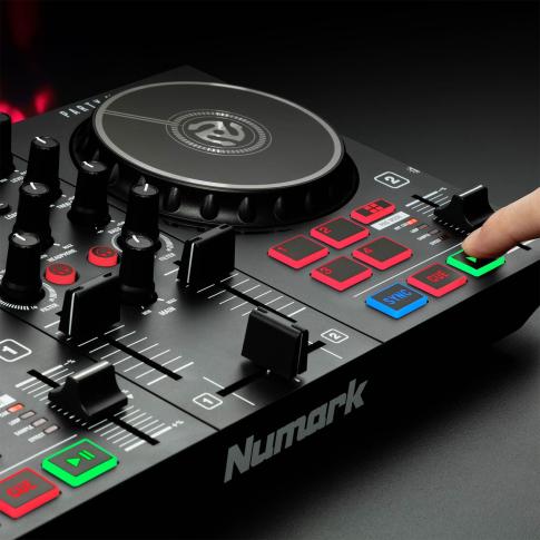 Numark Party Mix II with 15