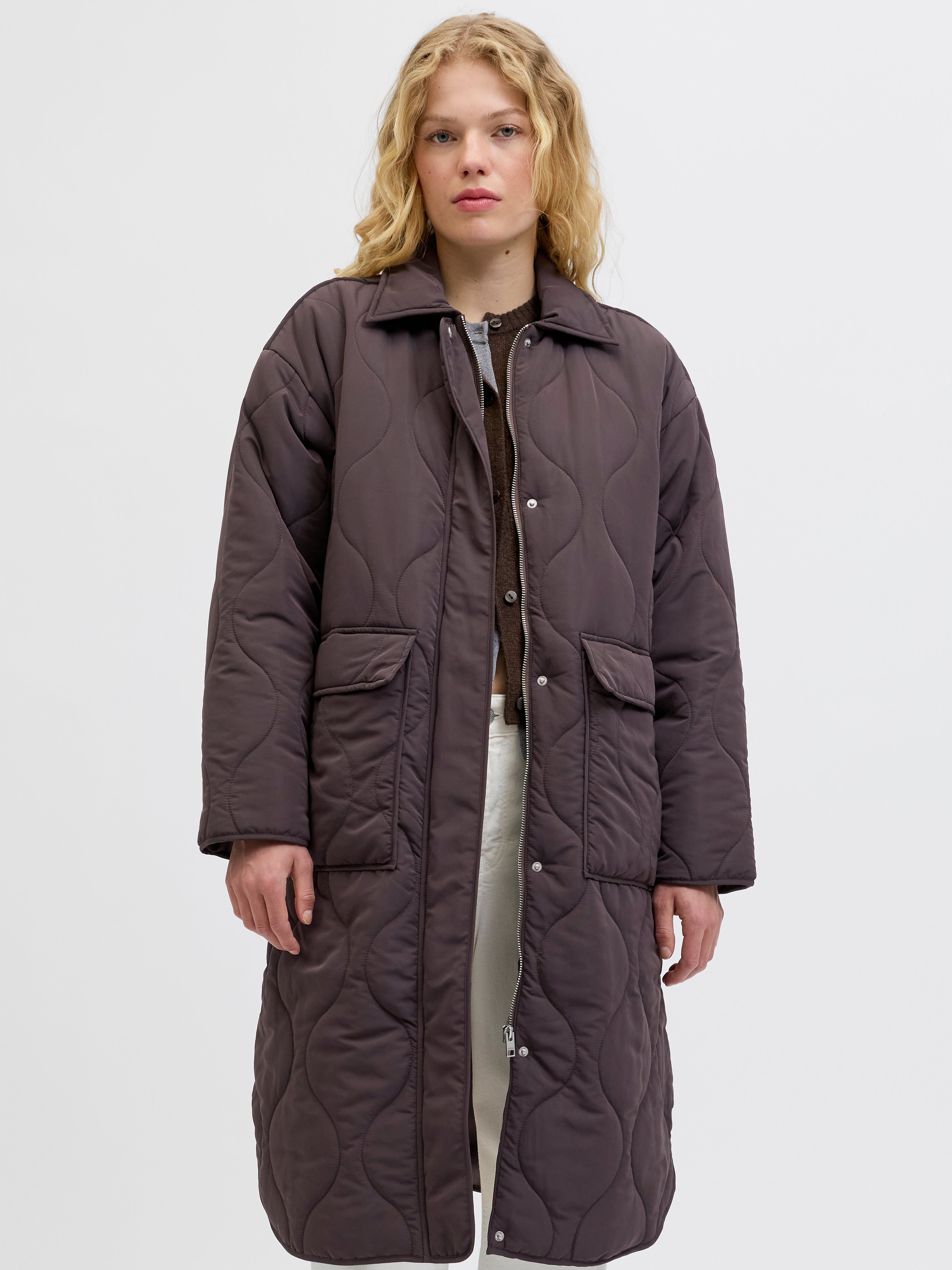 JXSERENA Quilted jacket | Dark Brown | JJXX®