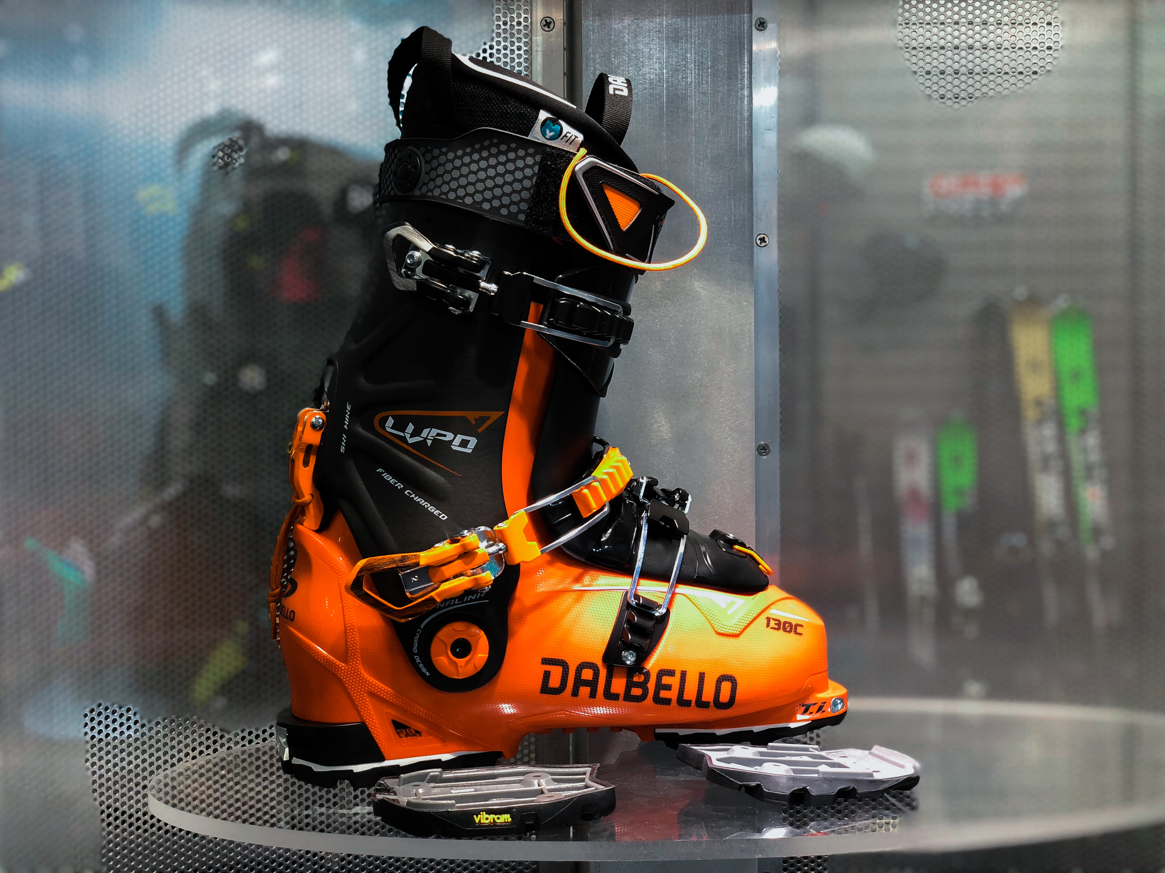 Dalbello Boots Lupo 130 C - Ski Gear 2019 - Newschoolers.com