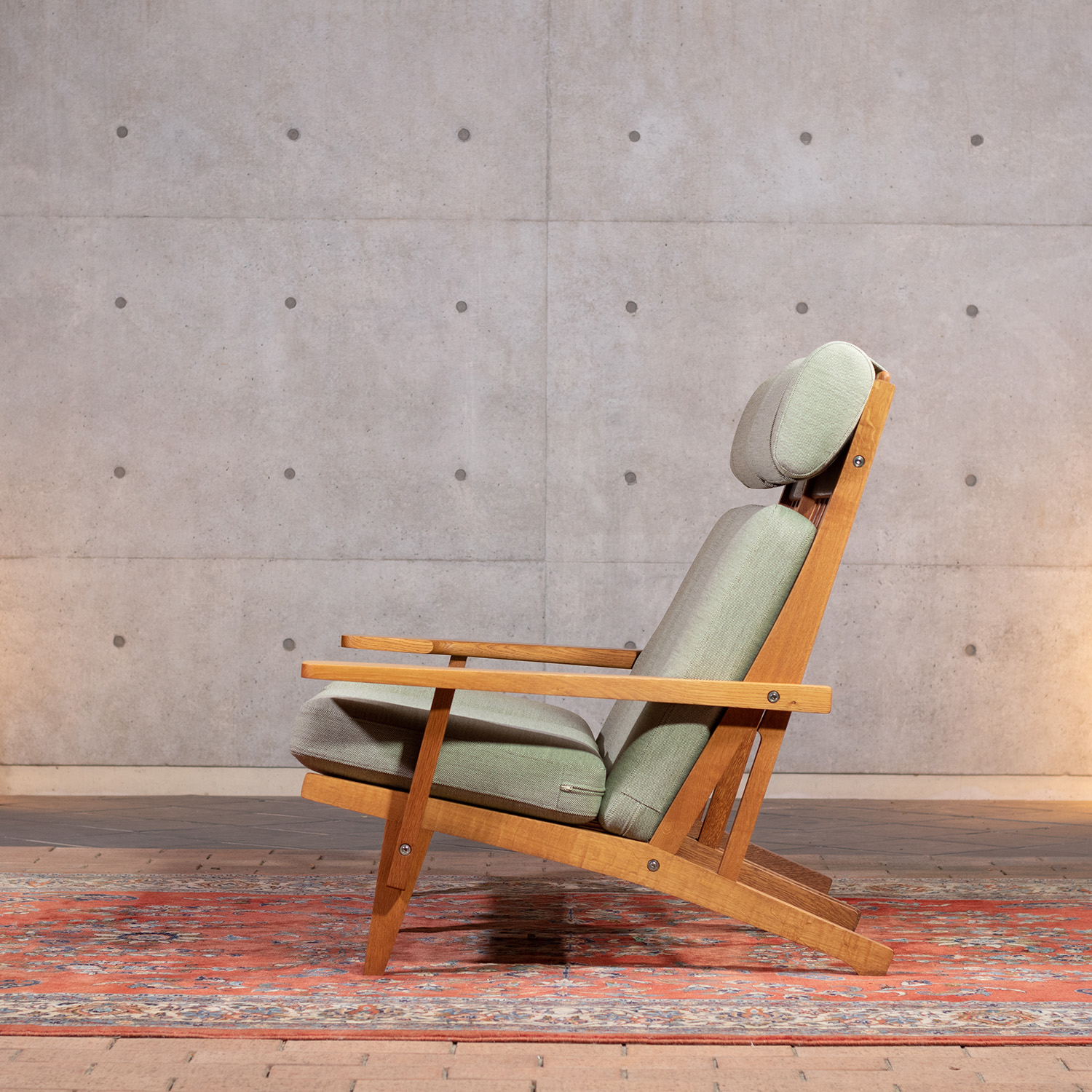 Hans J. Wegner GE375 2 Seater & Ottoman 1711008-01-北欧インテリア