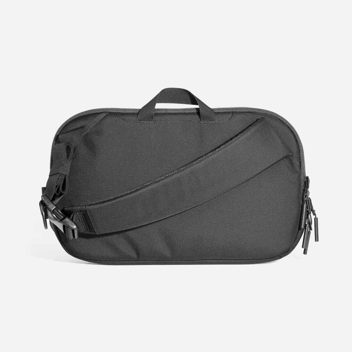 Tech Sling 2 - Black — Aer | Modern gym bags, travel backpacks and