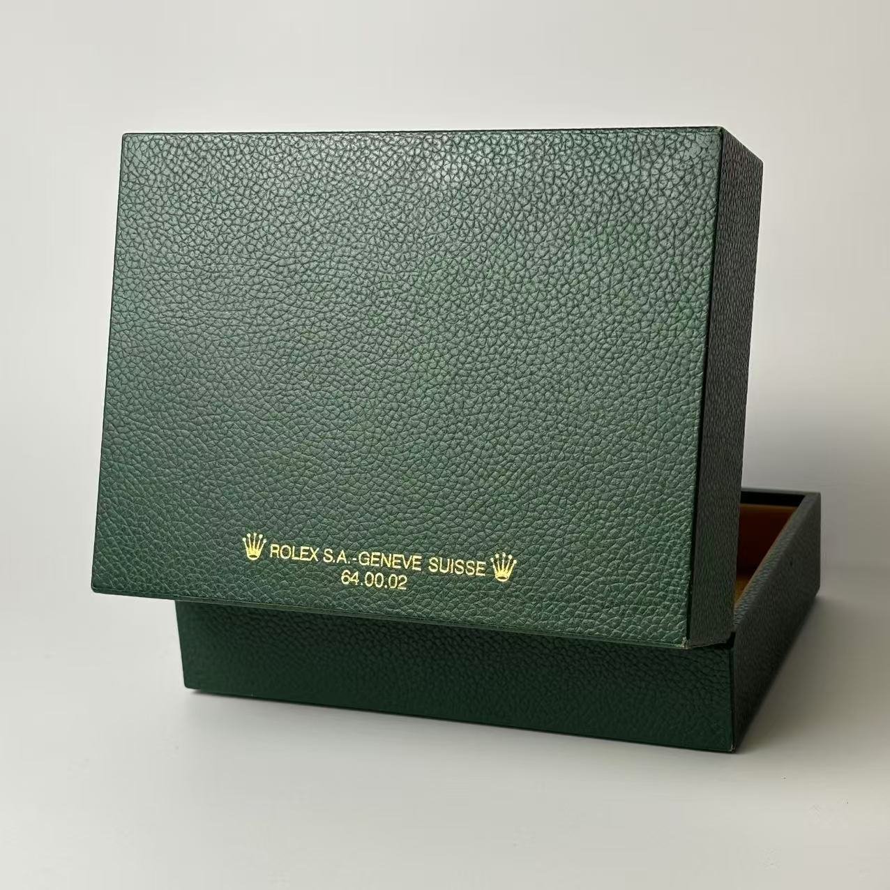 Rolex Vintage Presentation Case 64.00.01 – Forest Green & Gold