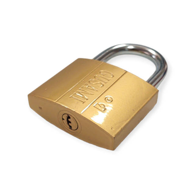 4931987055_w1280_h640_zamok-