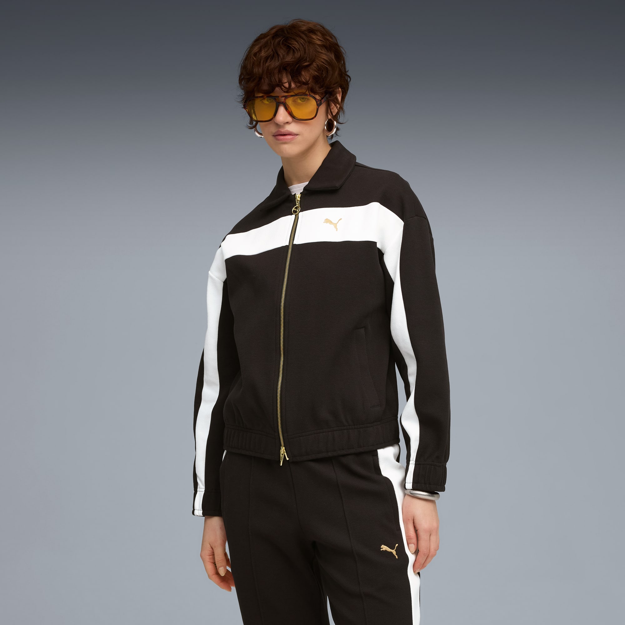 T7 Relaxed Track Jacket Women | black | PUMA