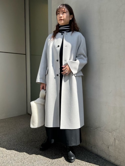 ダブルフェイス クルーネックロングコートを使った人気ファッション