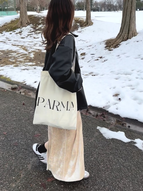 セール】体型カバーも叶う！フェミニンペプラム仕立てのフェイクレザー