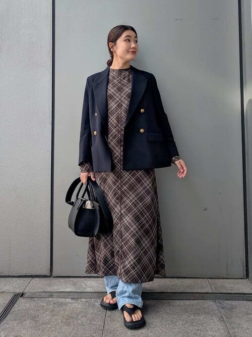 金釦ダブルブレストブレザー（テーラードジャケット）｜Mila Owen