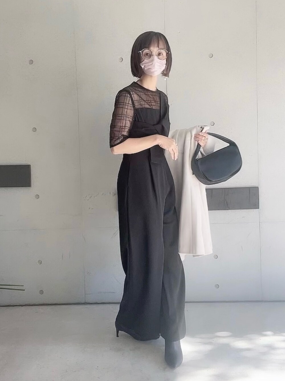 Leja（レジャ）の「【LEJA】キラキラ切替胸元デザインパンツドレス結婚