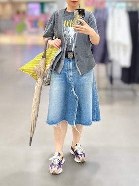 MADISON BLUEのデニムスカートを使った人気ファッションコーディネート