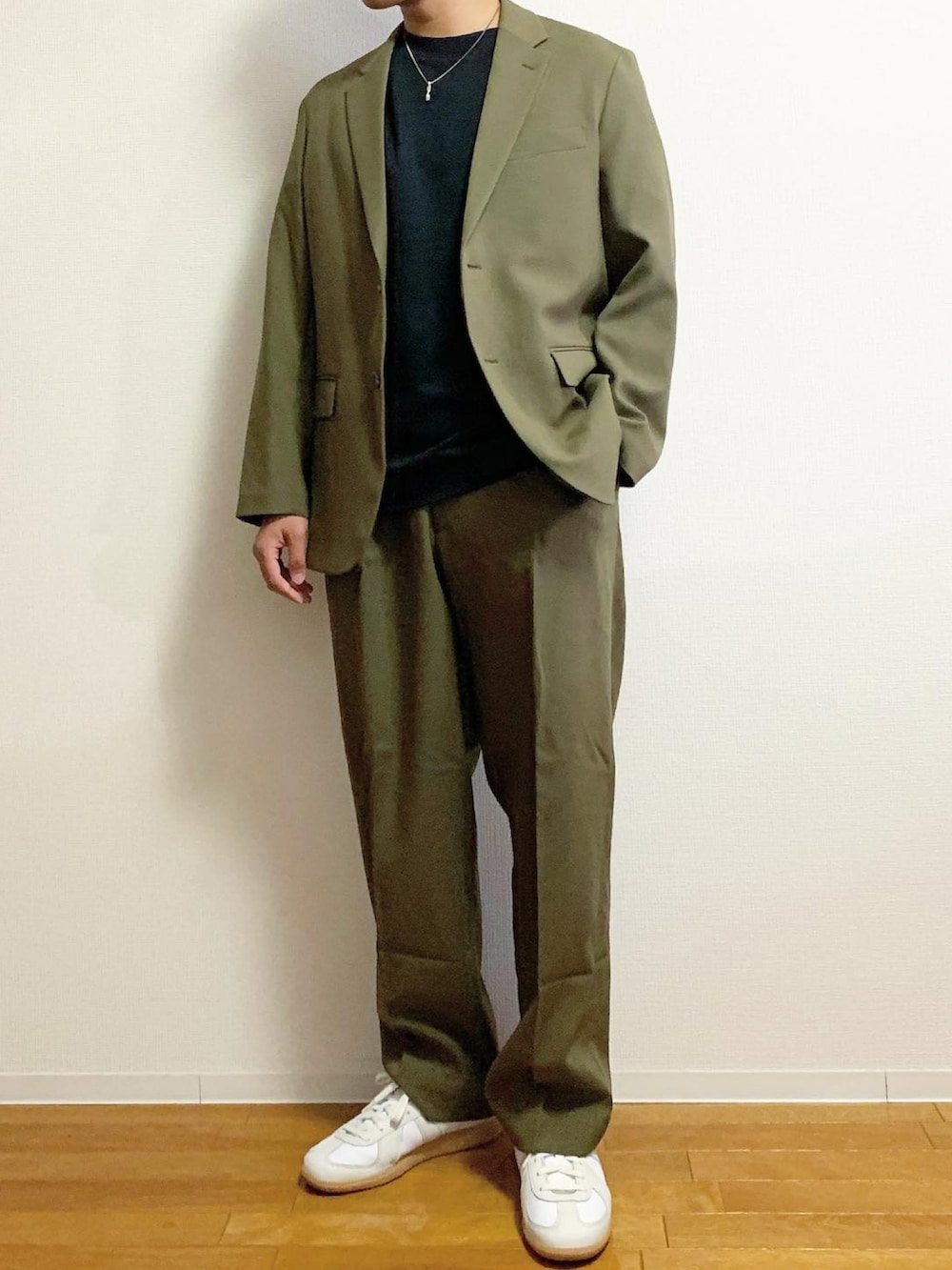 くさきゆうせ｜UNIQLOのセットアップを使ったコーディネート - WEAR
