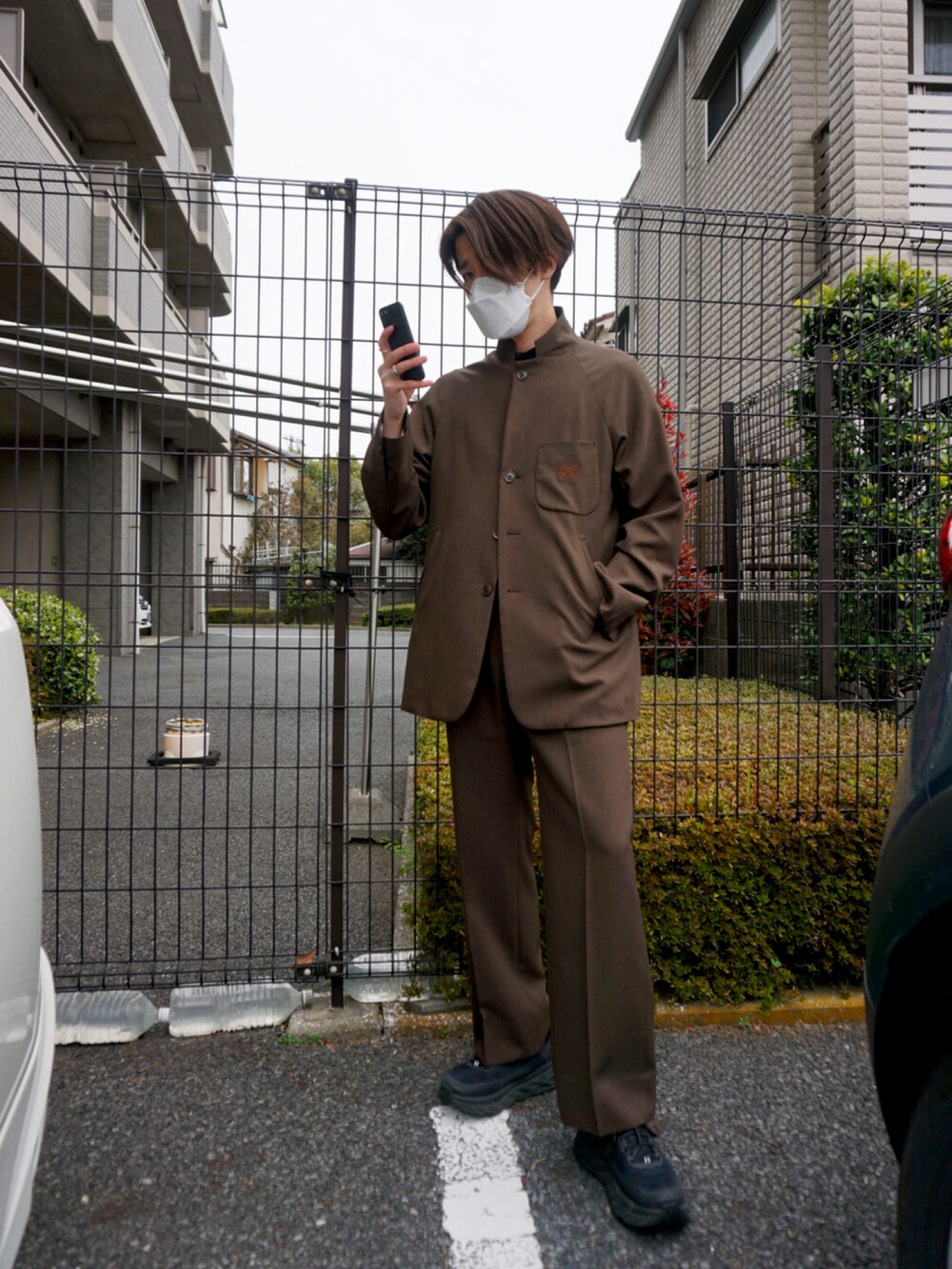 Needlesのセットアップ（ブラウン系）を使った人気ファッション