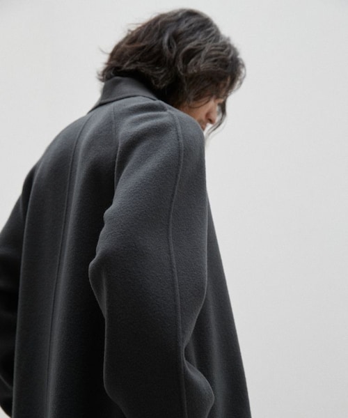 LIDNM（リドム）の「Super 140s SHAWL COLLAR CAPE COAT（チェスター