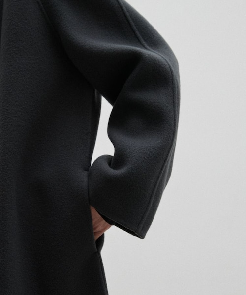 LIDNM（リドム）の「Super 140s SHAWL COLLAR CAPE COAT（チェスター