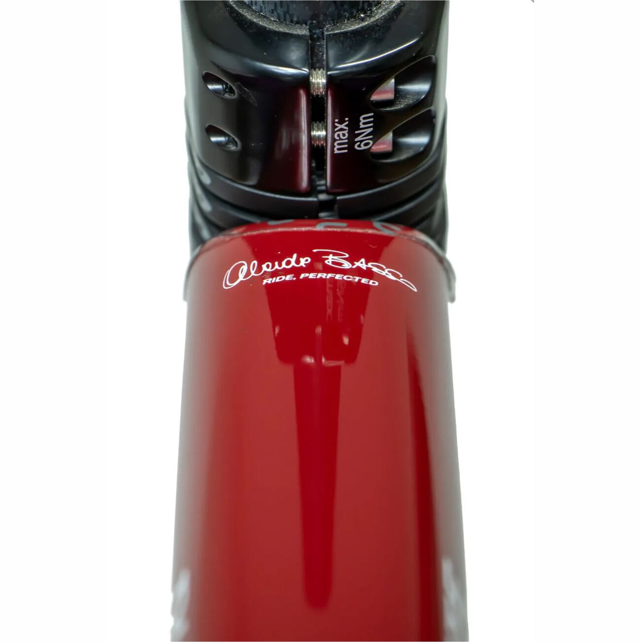 Bicicleta Basso Diamante Disc Rubin Red com câmbio Campagnolo