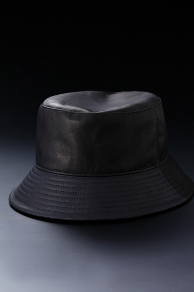 MONOCHROME LUXURY STEER BUCKET HAT No. 858-02 - ISAMU KATAYAMA