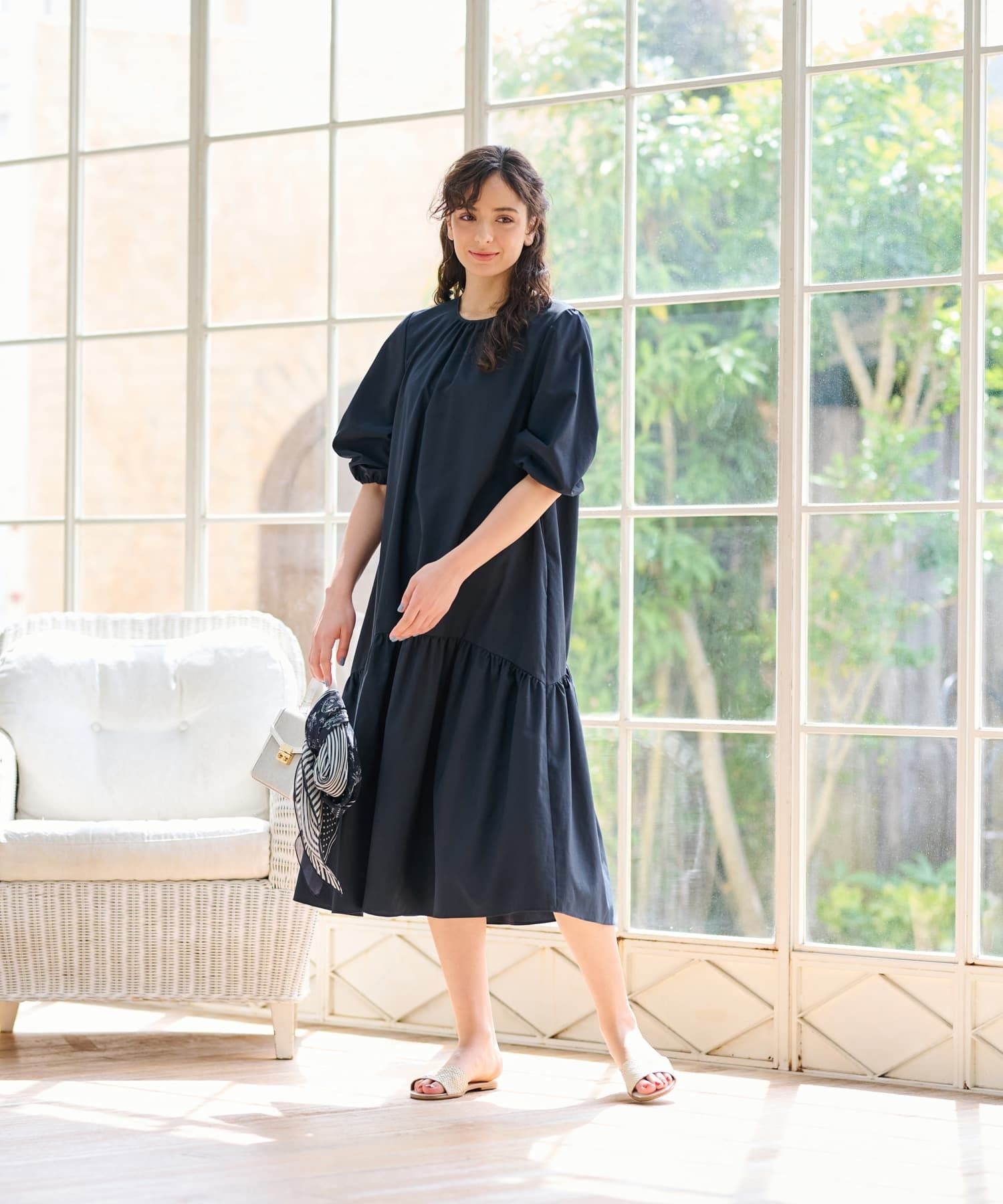 Kay me】ブラックビーンズサイドギャザーワンピース ブラック サイド