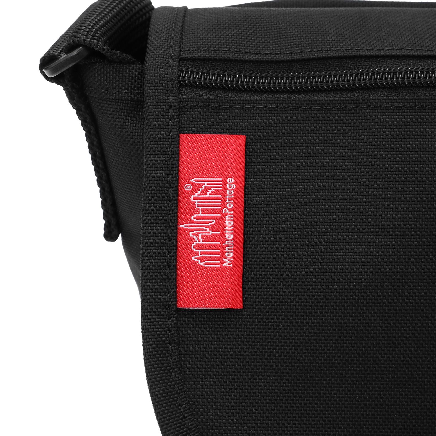 NYLON MESSENGER BAG (SM) FLAPZIPPER POCKET SAUCY DOG | Manhattan