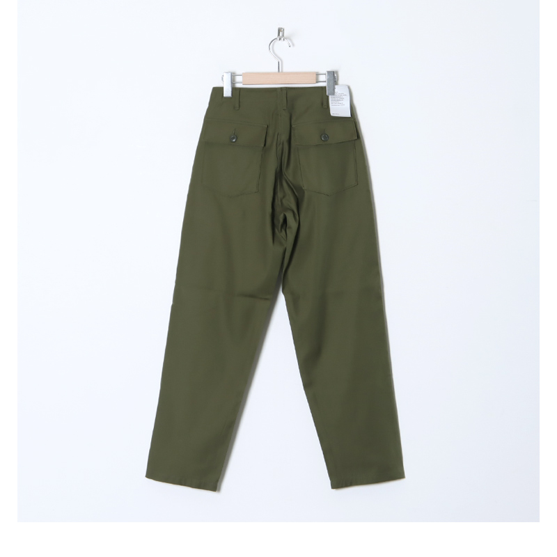 CIOTA (シオタ) スビンコットン バックサテン ベイカーパンツ