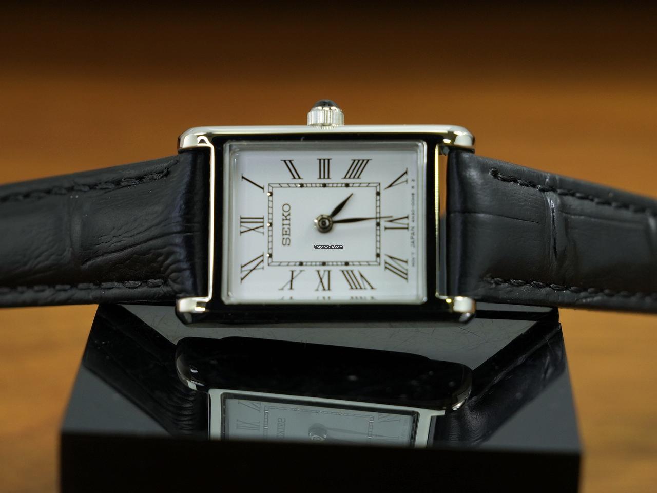 Seiko SWR053 Quartz Essentials - Water Resistant with Stainles