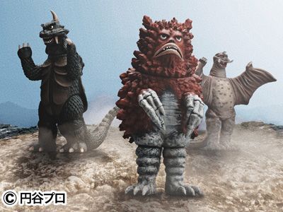 45周年記念「ウルトラQ」より総天然色ソフビ怪獣が発売 円谷プロが監修