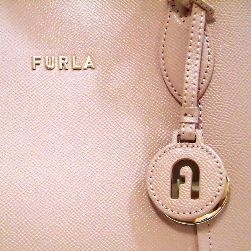 Furla(フルラ) 【ギフトセット】ヴィットリア M レザー MOONSTONE