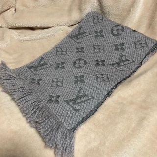 LOUIS VUITTON（マフラー/ショール ・ グレー/灰色系）のフリマ