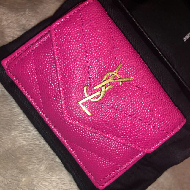 SAINT LAURENT - サンローラン 限定色 レアなピンク♡の通販 by りさ's