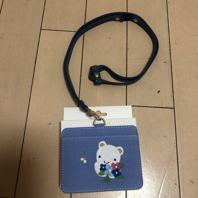 familiar - 新品未使用 ファミリア ネックストラップつき ネーム