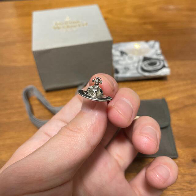 Vivienne Westwood - ヴィヴィアンウエストウッド 片耳用ピアス2種の