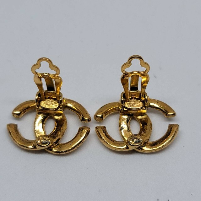 CHANEL - 確実正規品 CHANEL コムドットヤマト イヤリング ゴールドの