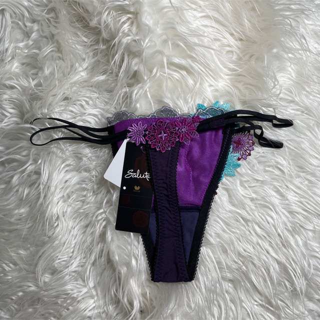 Wacoal - サルート51グループPアップブラソングセットの通販 by