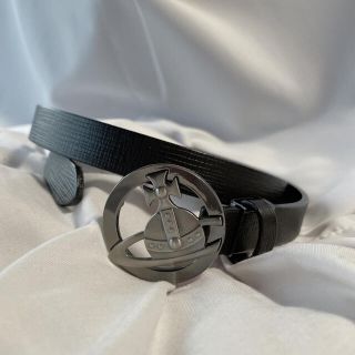Vivienne Westwood（ベルト ・ シルバー/銀色系）のフリマアイテム一覧