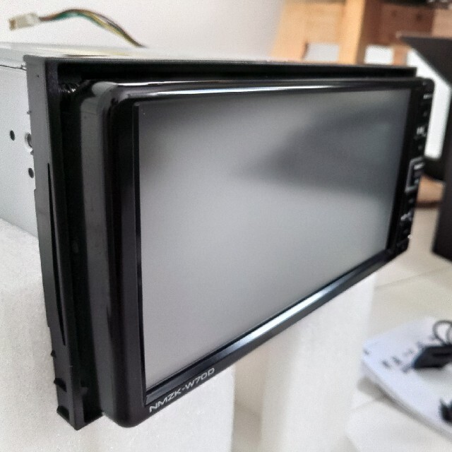 ダイハツ - 【激値下げ】ダイハツ純正ナビ 7インチ NMZK-W70Dの通販 by