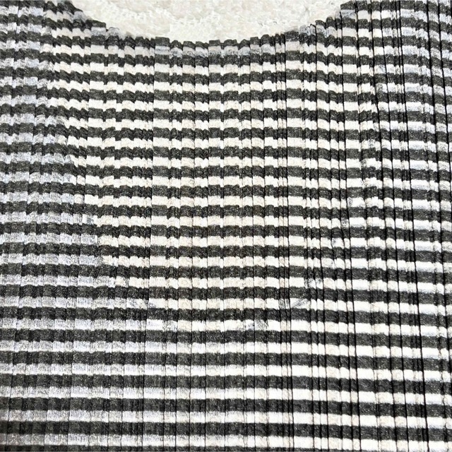 PLEATS PLEASE ISSEY MIYAKE - プリーツプリーズイッセイミヤケ
