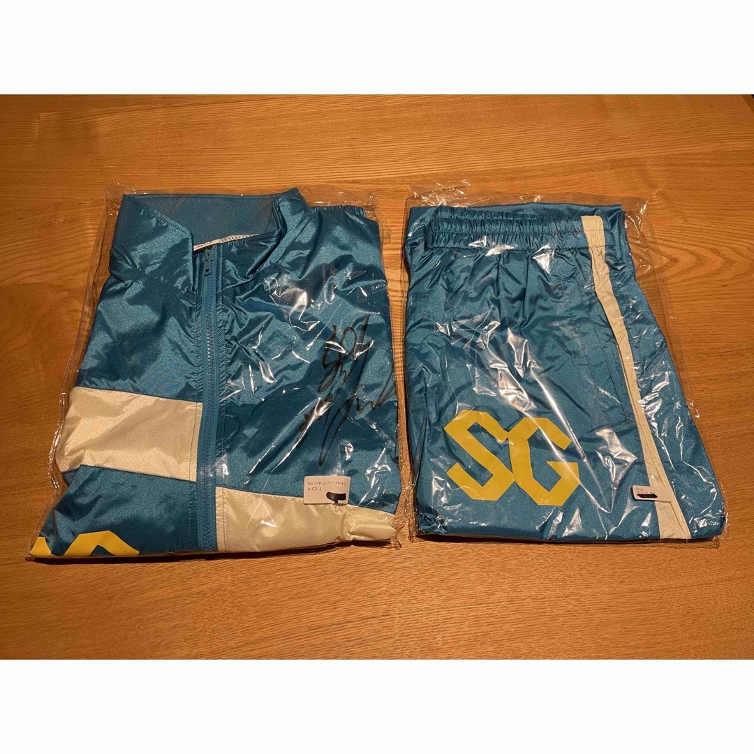 ボートレースSGジャンパー&パンツ(白井英治選手直筆サイン入り)の通販