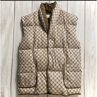 CELINE（ダウンベスト）のフリマアイテム一覧