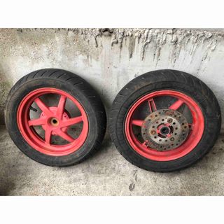 ライブディオZX 希少赤ホイール・タイヤセットの通販 by しげおくん