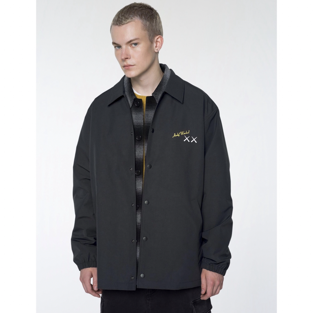 UNIQLO - 新品 Lサイズ UNIQLO x KAWS x WARHOL コーチジャケット黒の