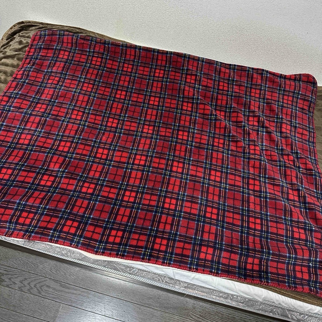 adorno basic ブランケット ひざ掛け 毛布 チェック レッドの通販 by