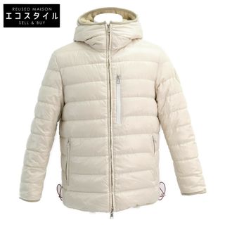 MONCLER（ダウンジャケット ・ ベージュ系）のフリマアイテム一覧