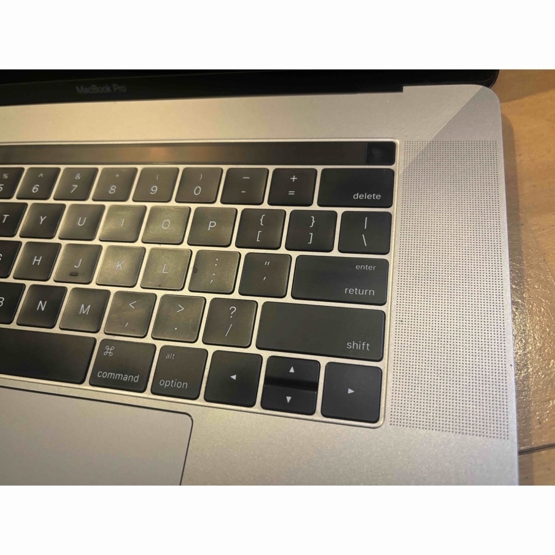 Apple - ジャンク モデル MacBook pro 2016 A1707 SSD 1TBの通販 by