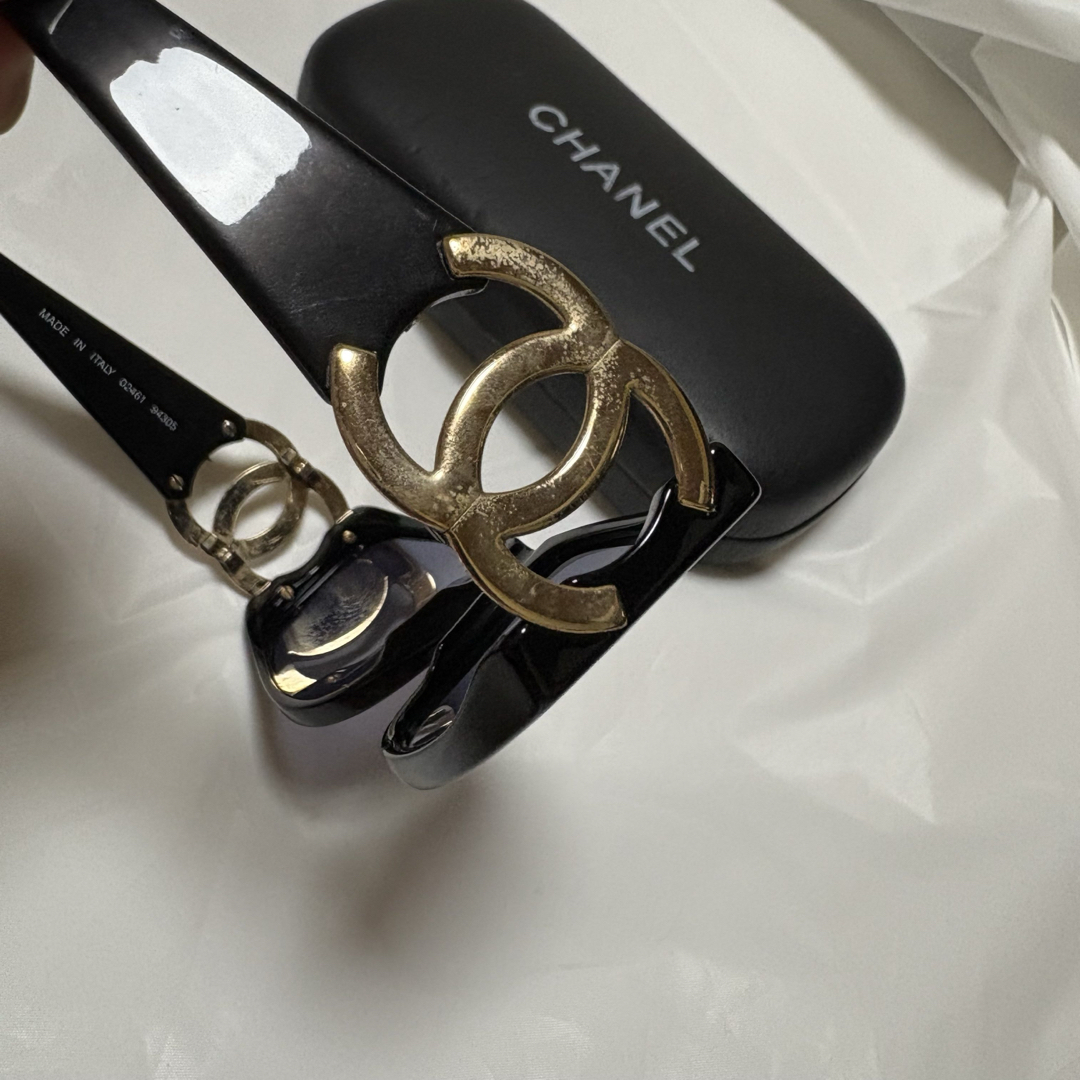 CHANEL - CHANEL サングラス ココマーク ブラック 黒 ゴールド ケース