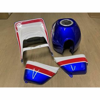 CBX400F外装ｾｯﾄのフリマアイテム一覧