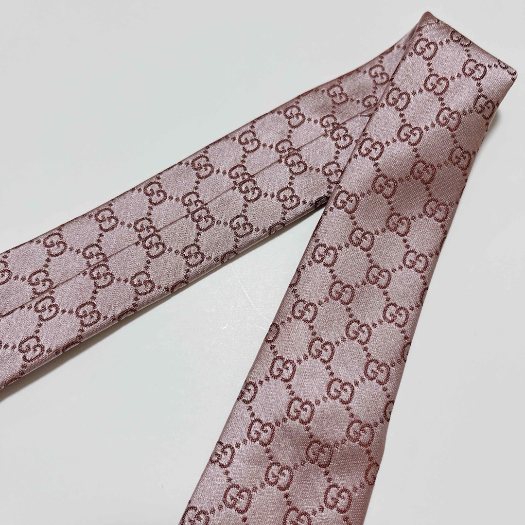 GUCCI - 新品タグ付き グッチ ネクタイ ハイブランド GG柄 インター